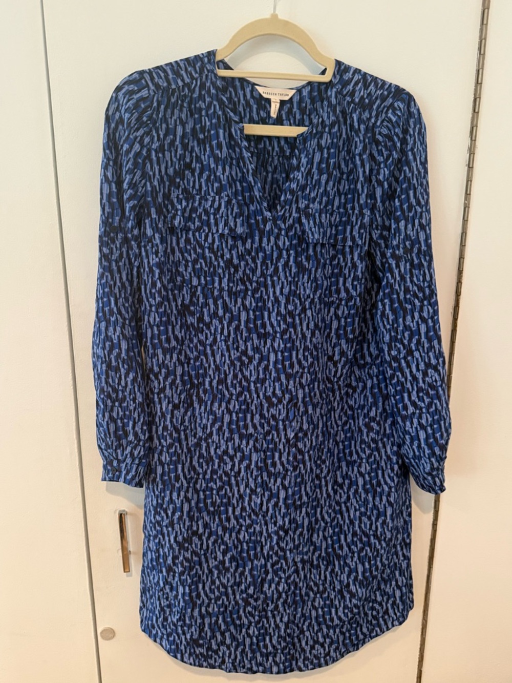 Rebecca Taylor Blue Abstract Print V-Neck Long Sleeve Dress